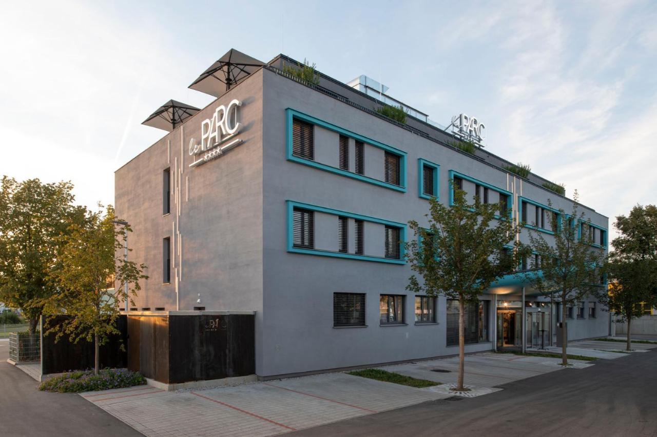 Hotel Le Parc Wiener Neustadt Exterior photo